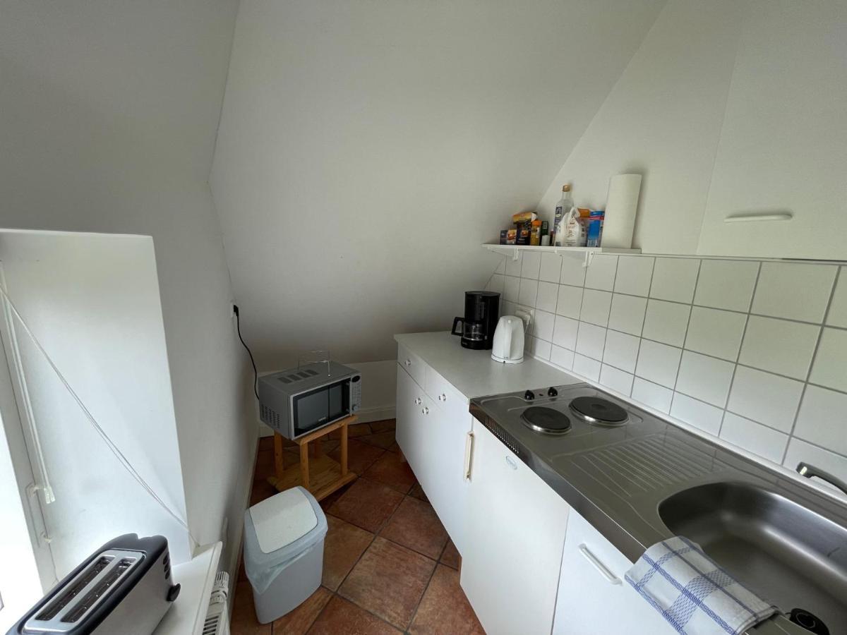 Gaestehaus Zum Krug Husum  Zewnętrze zdjęcie